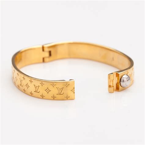 lv bracelet cuff